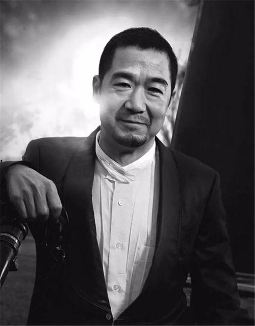 娱乐圈中爆料大叔是谁啊,揭秘“大叔”身份之谜  第2张